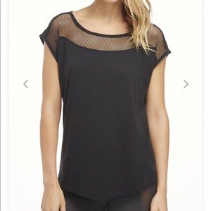 FABLETICS Dijon mesh tee black size XS 4